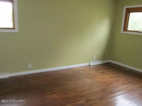 490 S Burr Oak, Colon, MI 49040 photo 7