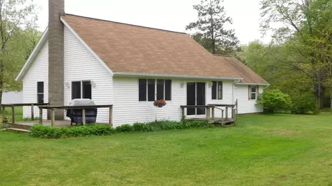 1120 N Wisner, White Cloud, MI 49349 photo 2
