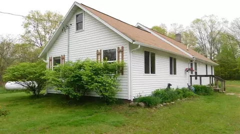 1120 N Wisner, White Cloud, MI 49349 photo 1