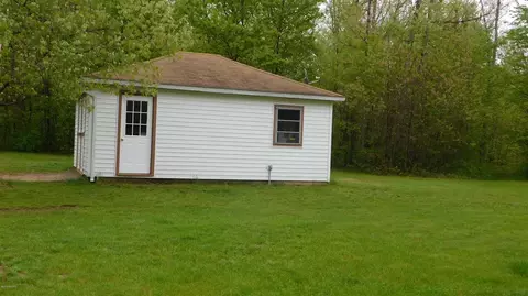 1120 N Wisner, White Cloud, MI 49349 photo 8
