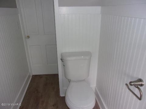 1018 Maple St, Manistee, MI 49660 photo 23