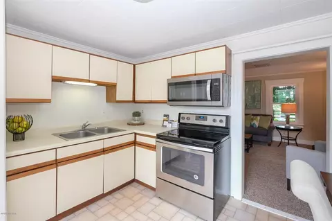 15987 E C, Augusta, MI 49012 photo 10