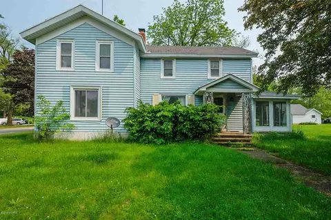 503 E Brg, Plainwell, MI 49080 photo 1