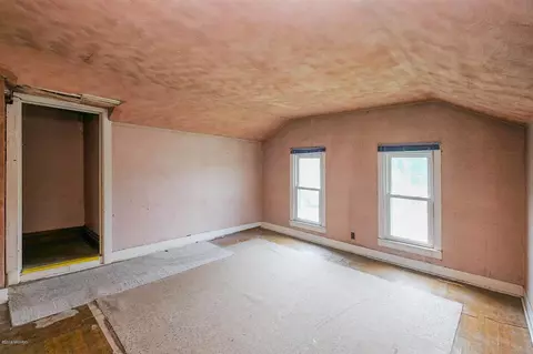 503 E Brg, Plainwell, MI 49080 photo 22