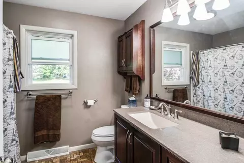 146 Brook, Marshall, MI 49068 photo 7