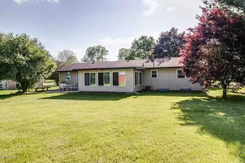 146 Brook, Marshall, MI 49068 photo 15