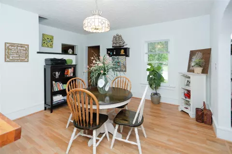 717 N Main, Plainwell, MI 49080 photo 8