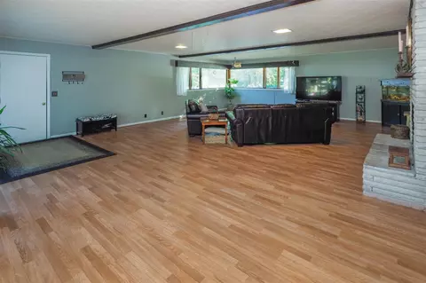 717 N Main, Plainwell, MI 49080 photo 37