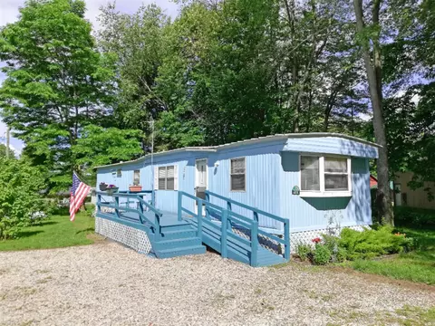 735 W Mohawk, White Cloud, MI 49349 photo 4