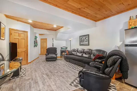 11675 Canterbury, Plainwell, MI 49080 photo 21
