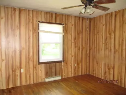 19322 Partello, Marshall, MI 49068 photo 5