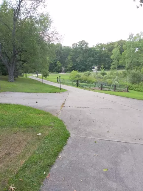 5646 E C, Richland, MI 49083 photo 9