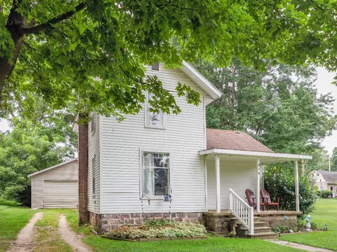 434 E Dibble, Marcellus, MI 49067 photo 2