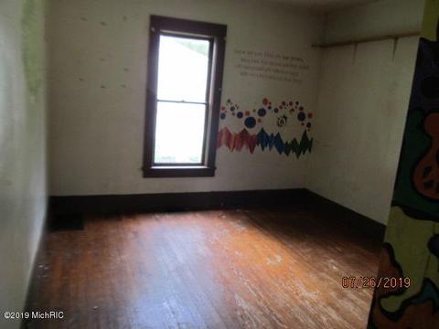 214 Fifth, Three Rivers, MI 49093 photo 5
