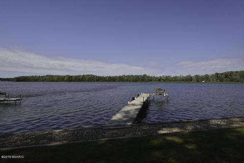 3091 Baseline, Gobles, MI 49055 photo 2