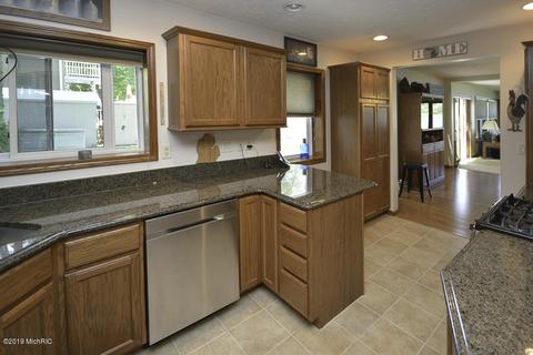 3091 Baseline, Gobles, MI 49055 photo 15