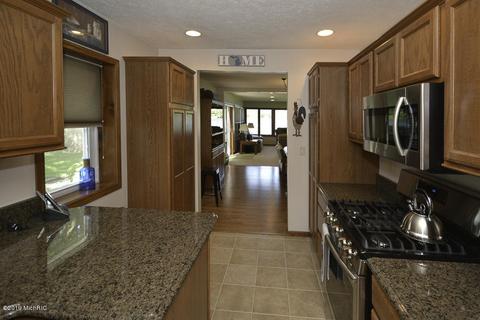 3091 Baseline, Gobles, MI 49055 photo 16
