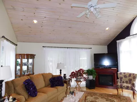 139 S Webster, White Cloud, MI 49349 photo 7