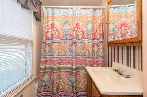 225 Holmes, Schoolcraft, MI 49087 photo 15