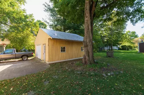 225 Holmes, Schoolcraft, MI 49087 photo 42