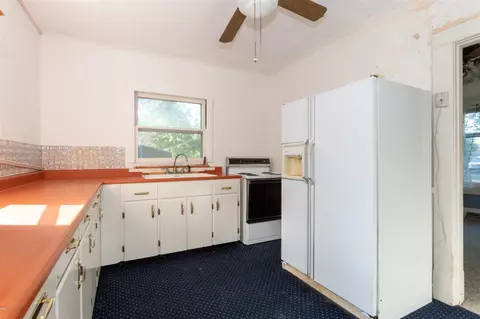 225 Holmes, Schoolcraft, MI 49087 photo 5