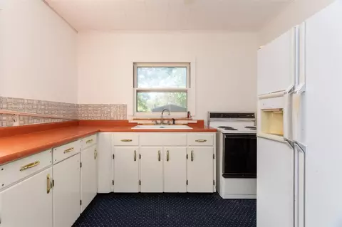 225 Holmes, Schoolcraft, MI 49087 photo 18