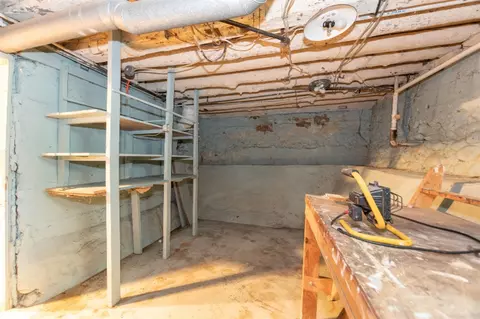 225 Holmes, Schoolcraft, MI 49087 photo 33