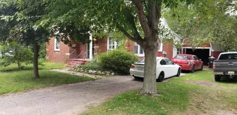 522 W High, Belding, MI 48809 photo 1