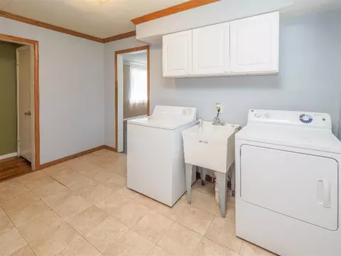 2546 W B, Plainwell, MI 49080 photo 10