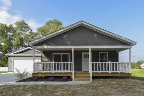 206 Wiley, Douglas, MI 49406 photo 3