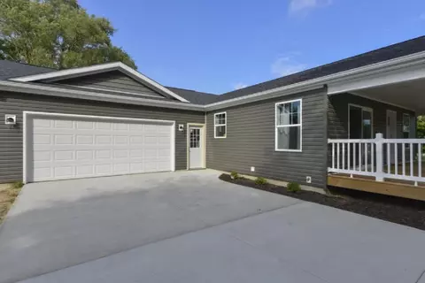 206 Wiley, Douglas, MI 49406 photo 4