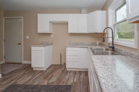 58230 James, Three Rivers, MI 49093 photo 9