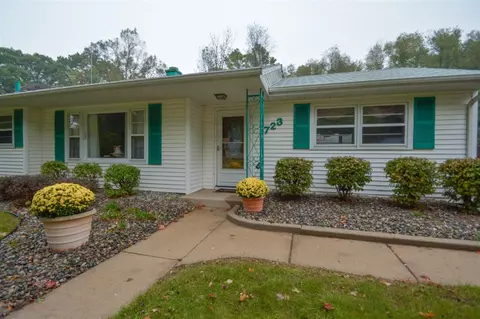 723 Gorham, Marshall, MI 49068 photo 4