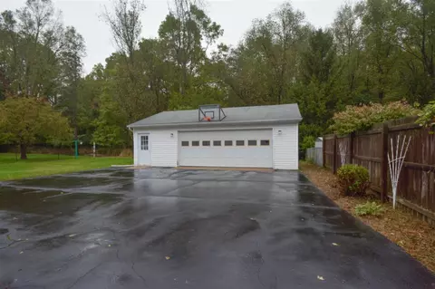 723 Gorham, Marshall, MI 49068 photo 16