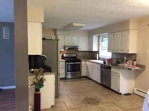 324 Markay, Coldwater, MI 49036 photo 4