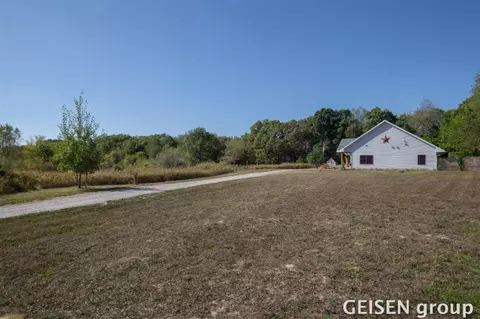 6527 Dusty, Belding, MI 48809 photo 24