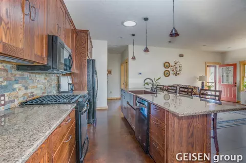 6527 Dusty, Belding, MI 48809 photo 10