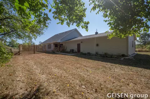 6527 Dusty, Belding, MI 48809 photo 23