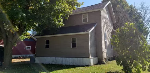 219 Elm, Reading, MI 49274 photo 2