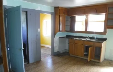712 Spring, Three Rivers, MI 49093 photo 19