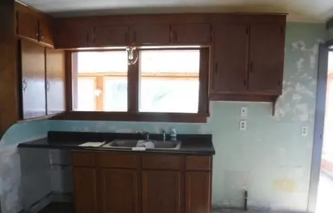 712 Spring, Three Rivers, MI 49093 photo 20