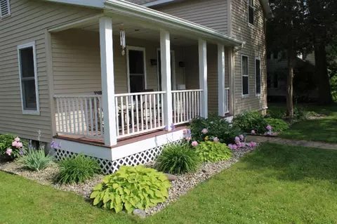 603 S Main, Plainwell, MI 49080 photo 18
