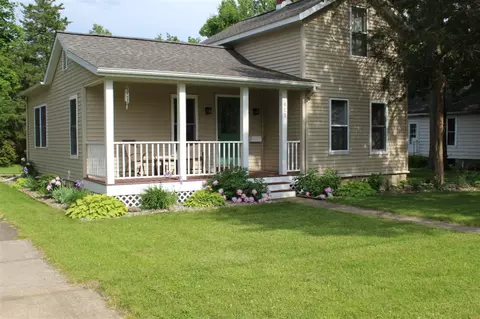 603 S Main, Plainwell, MI 49080 photo 3