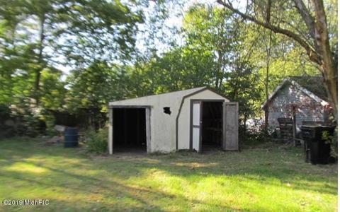 1307 S Main, Three Rivers, MI 49093 photo 6