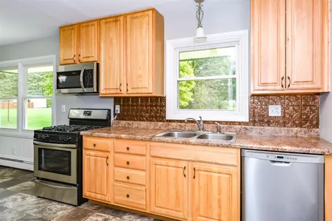 138 Brook, Marshall, MI 49068 photo 19