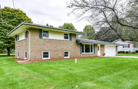 138 Brook, Marshall, MI 49068 photo 1
