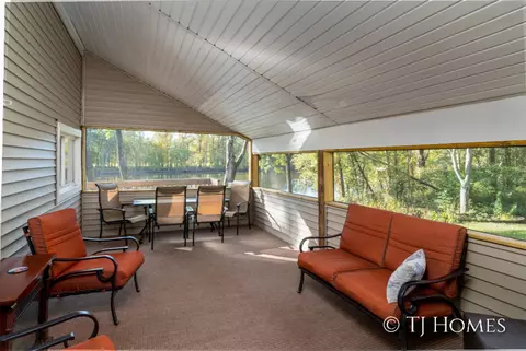 10652 Fulton, Lowell, MI 49331 photo 15