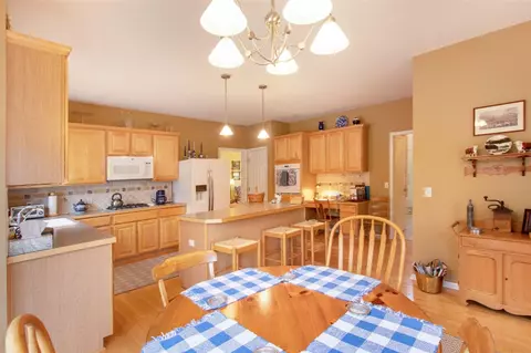 4529 Canterwood, Ada, MI 49301 photo 7