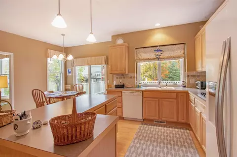 4529 Canterwood, Ada, MI 49301 photo 4