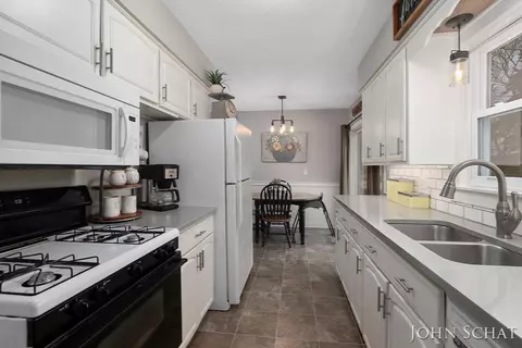 7067 8th, Jenison, MI 49428 photo 6